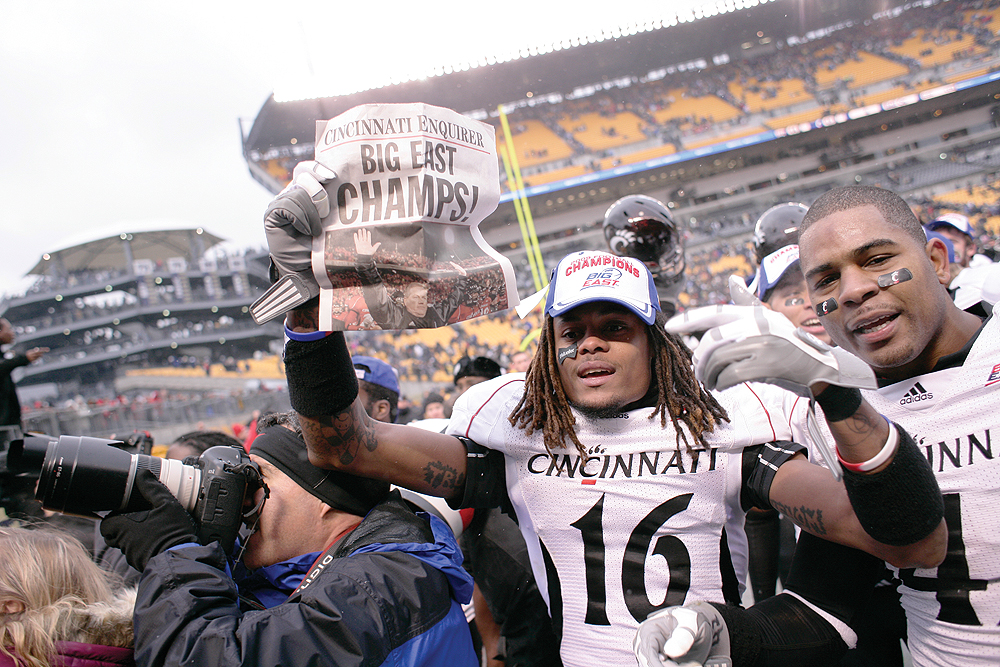 Football - University of Cincinnati Athletics