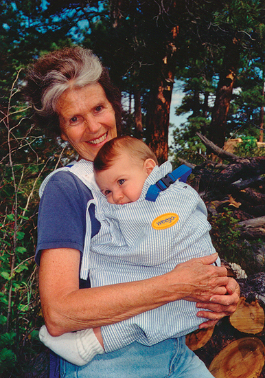 Ann Moore: Bebek taşıyıc
