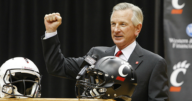 UC hires Tommy Tuberville as new football coach, University of Cincinnati