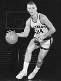 Larry Elsasser as a UC Bearcat.