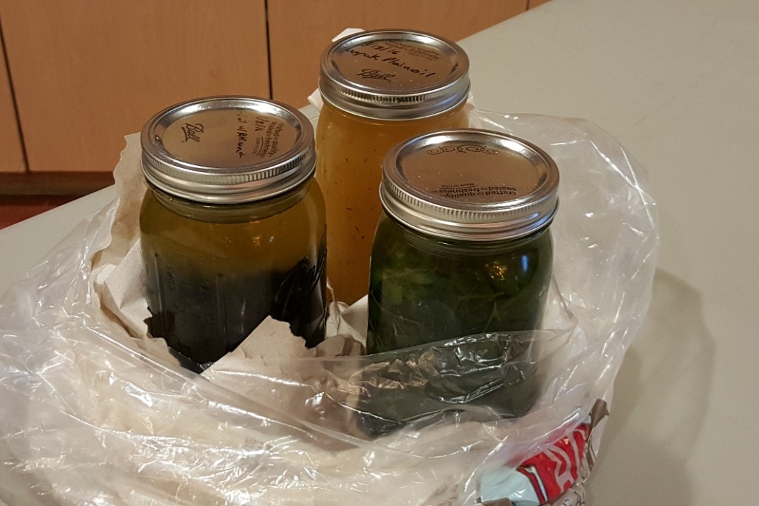 Seal oil in mason jars.