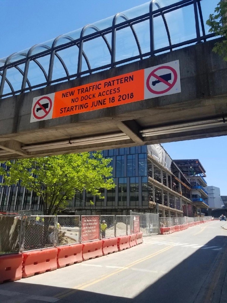 UC bridge between Campus Green Garage and Woodside closure during LCOB construction in 2018.