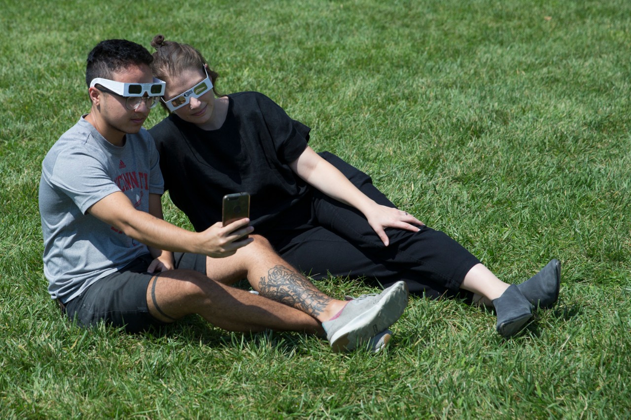 UC community observes 2017 solar eclipse