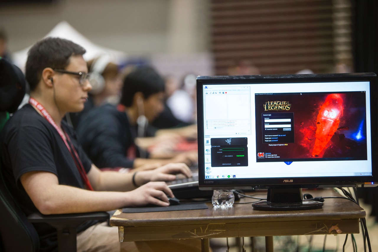 Competitor in UC's video gaming tournament