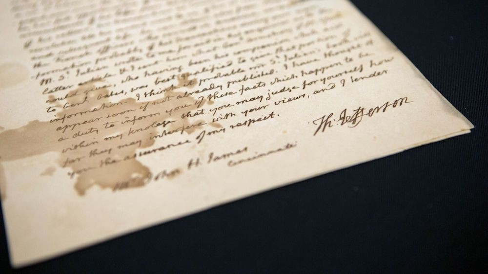 Thomas Jefferson's signature on his letter to James