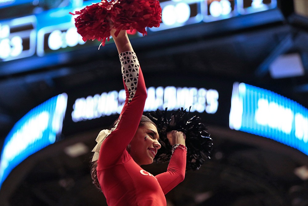 A UC cheerleader