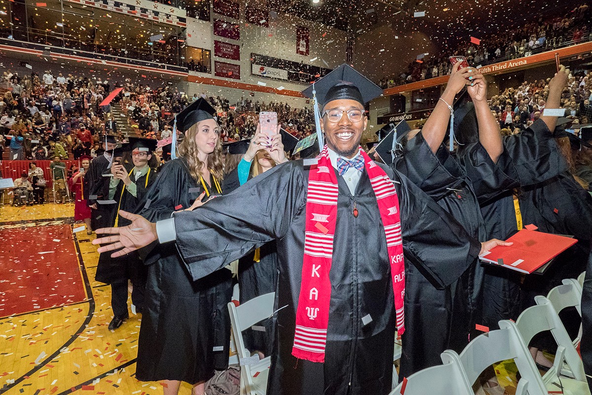 UC Spring 2016 Commencement