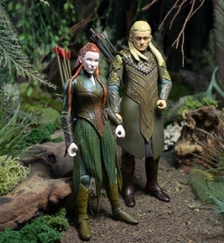 Tauriel and Legolas were part of a Bridge Direct display at the 2012 San Diego Comic Con, where they were unveiled in July.