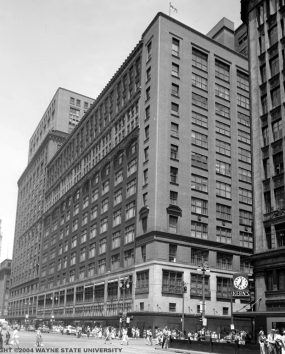 Exterior of Hudson department store in 1952.