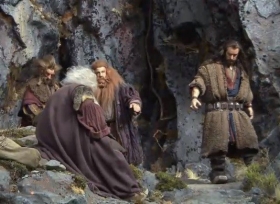 A scene set up using Hobbit figures.