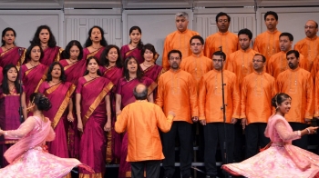 Kanniks Kannikeswaran directs the Greater Cincinnati Indian Community Choir in 2012 during the World Choir Games in Cincinnati. Photo/courtesy of Kanniks Kannikeswaran