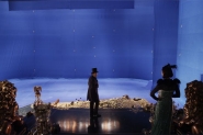 Blue-screen shooting of a scene that CG work will completed. Such scenes were shot on Michigan soundstages for seven months.