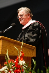Earl Hamner giving the commencement address