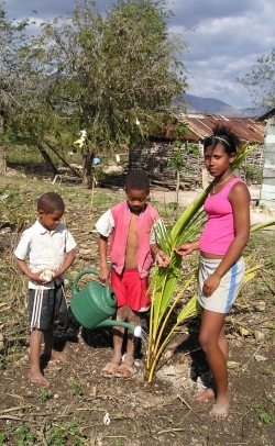 By facilitating the planting of 30 family vegetable gardens, Erin Wagner improved small-scale food production in Dominican Republic households that had young children.