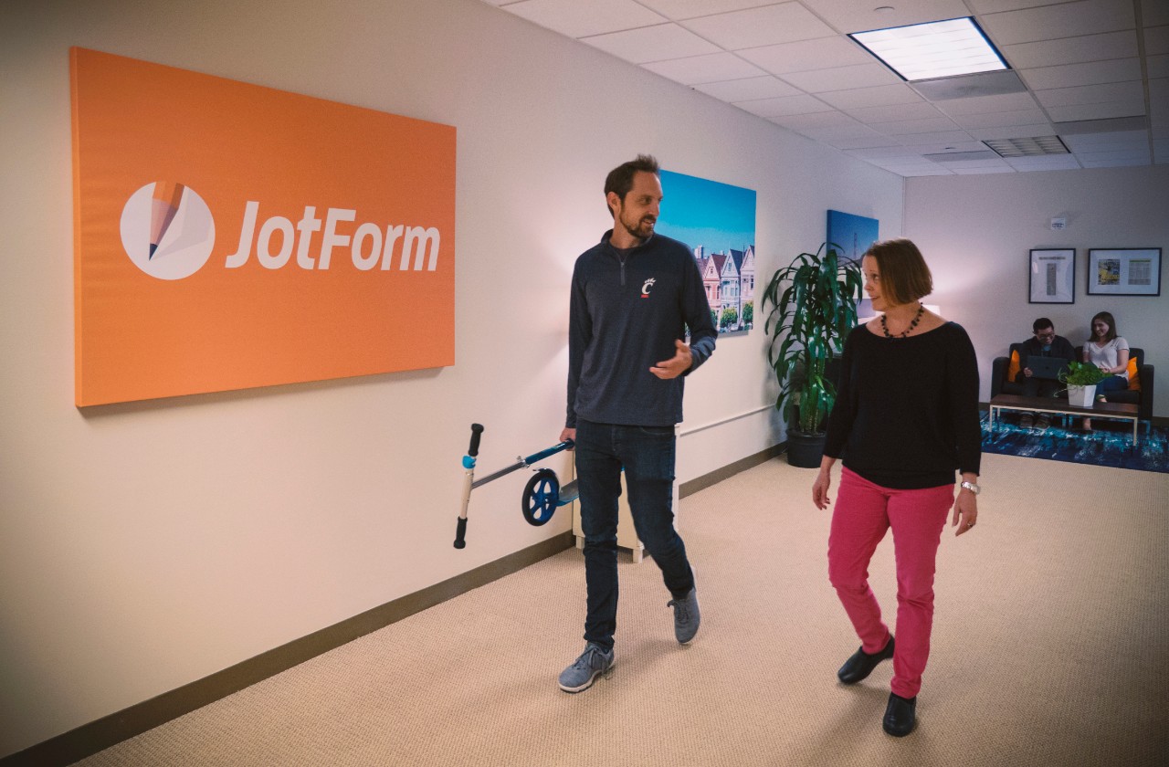 UC Alum Chad Reid at JotForm headquarters