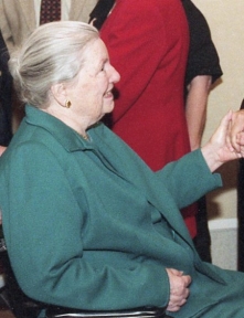 Louise Nippert at a reception in 2001.