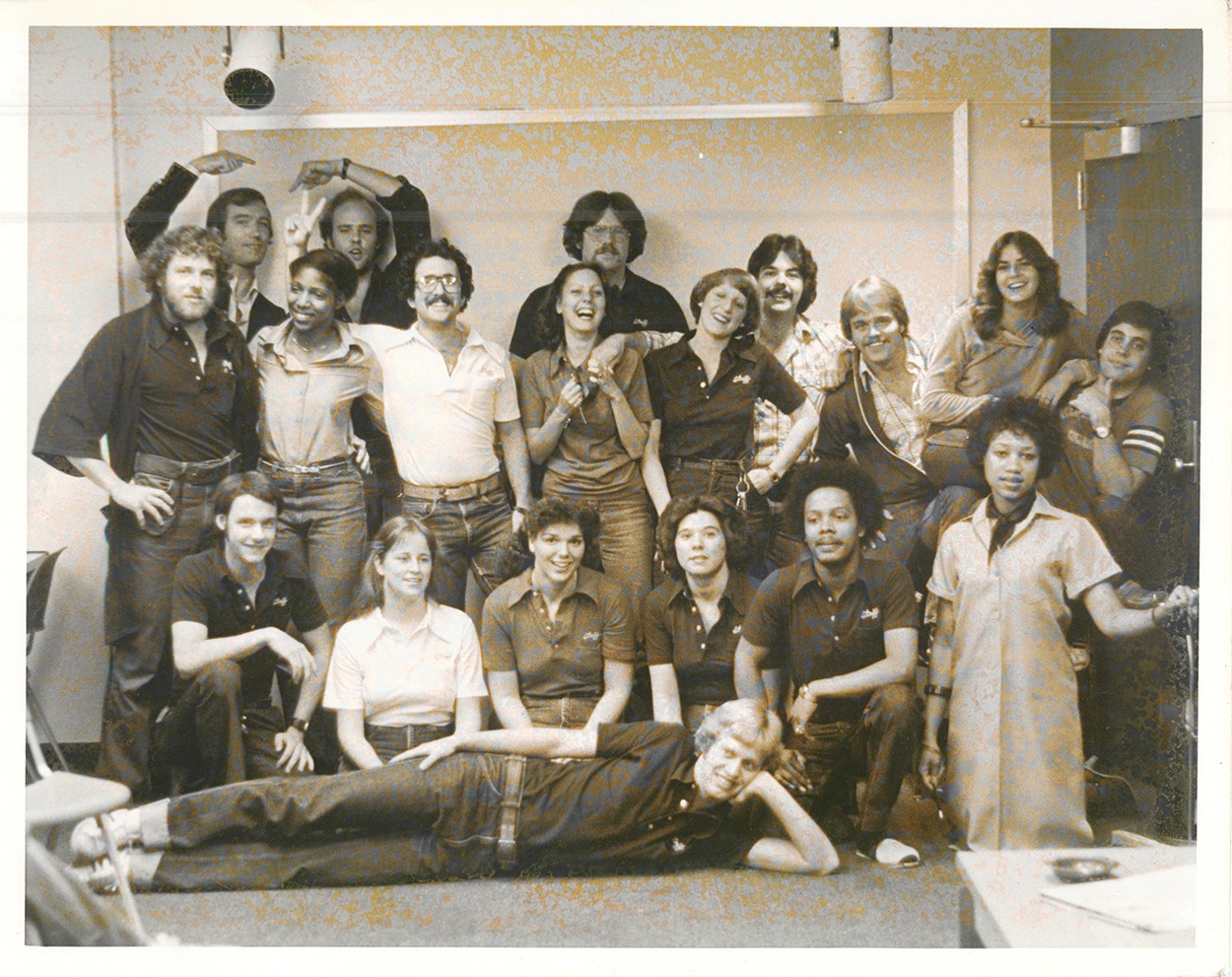 A group photos of Sander Hall residents from the 1970s